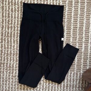 Vuori Black Women’s Daily Legging